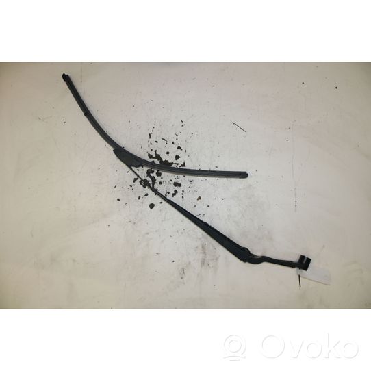 Renault Kadjar Front wiper blade arm 