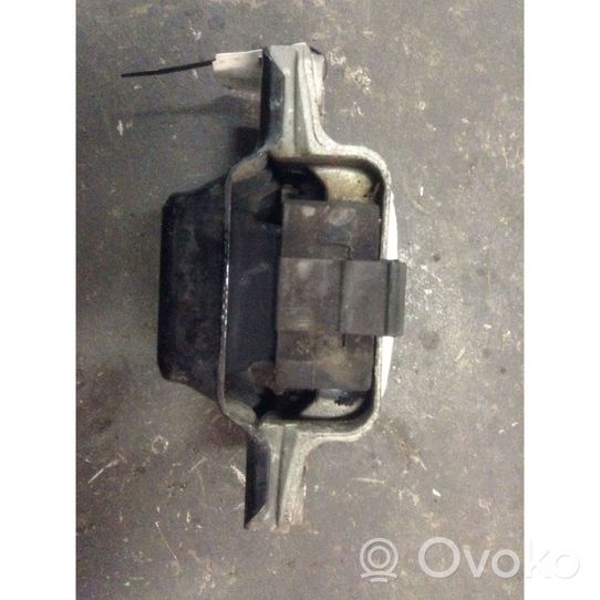 Volkswagen Golf V Supporto della scatola del cambio 