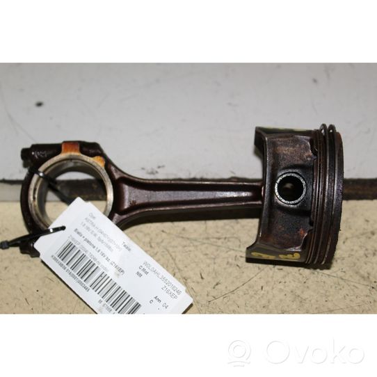 Opel Astra H Piston avec bielle 