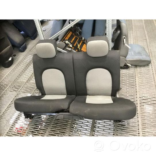 Lancia Ypsilon Sitze komplett 