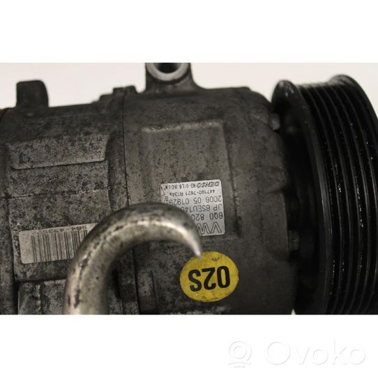 Volkswagen Polo IV 9N3 Compressore aria condizionata (A/C) (pompa) 