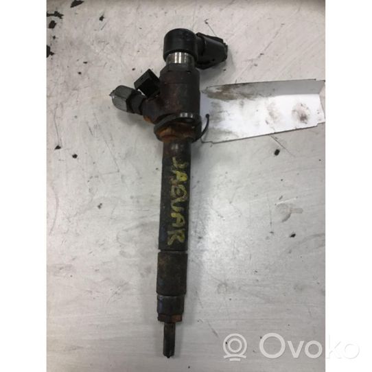 Jaguar S-Type Fuel injector 