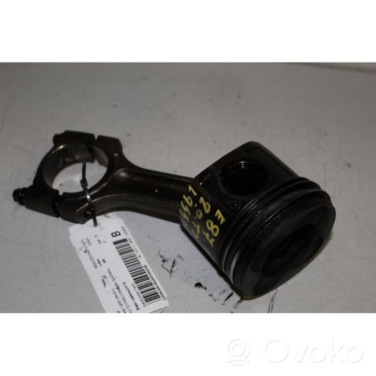 BMW 1 E81 E87 Piston with connecting rod 