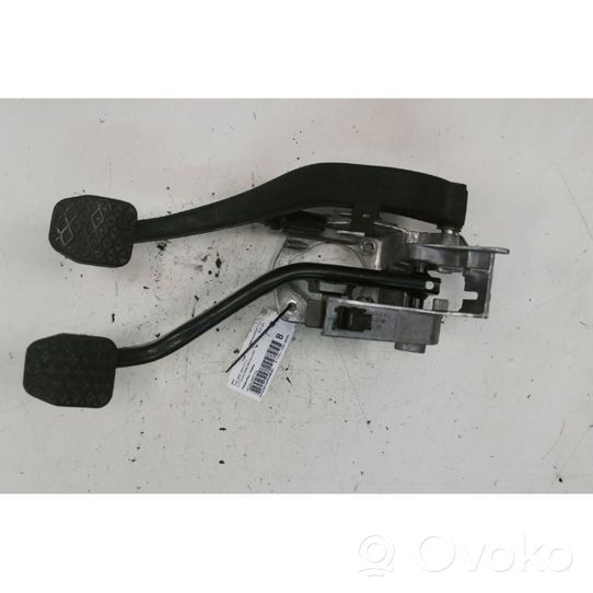 BMW 1 E82 E88 Pedal assembly 