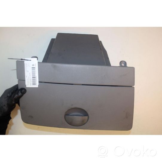 Fiat Panda II Glove box 