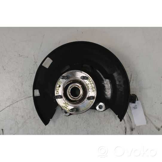 Opel Zafira C Front wheel hub 