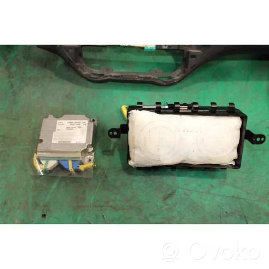 Hyundai i20 (PB PBT) Juego de airbag con panel 