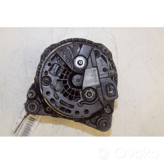 Volkswagen New Beetle Generatore/alternatore 