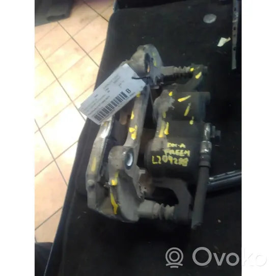 Fiat Freemont Caliper de freno delantero 