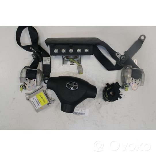 Toyota Aygo AB10 Airbag set with panel 