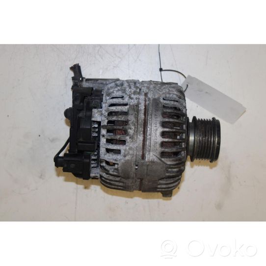 Volkswagen Polo IV 9N3 Generatore/alternatore 