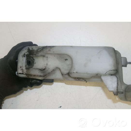 Volkswagen Polo IV 9N3 Réservoir de liquide lave-glace 