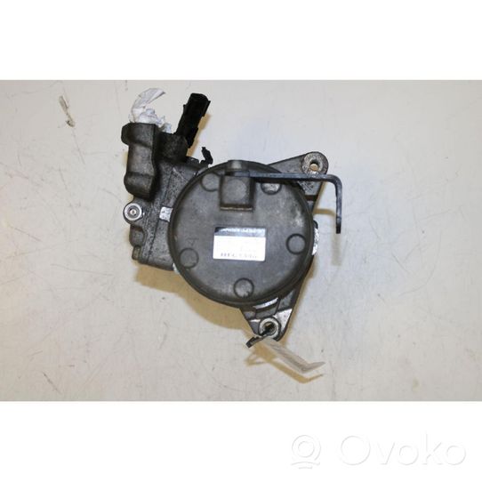 Jeep Grand Cherokee (WJ) Ilmastointilaitteen kompressorin pumppu (A/C) 