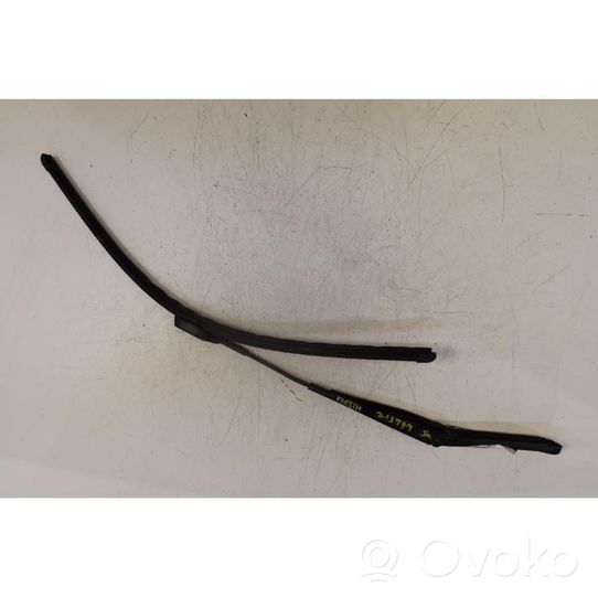 Ford Fiesta Front wiper blade arm 