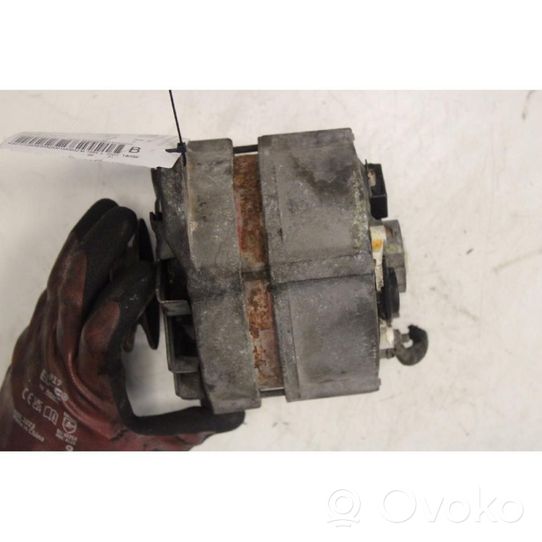 Nissan Atleon Generatore/alternatore 