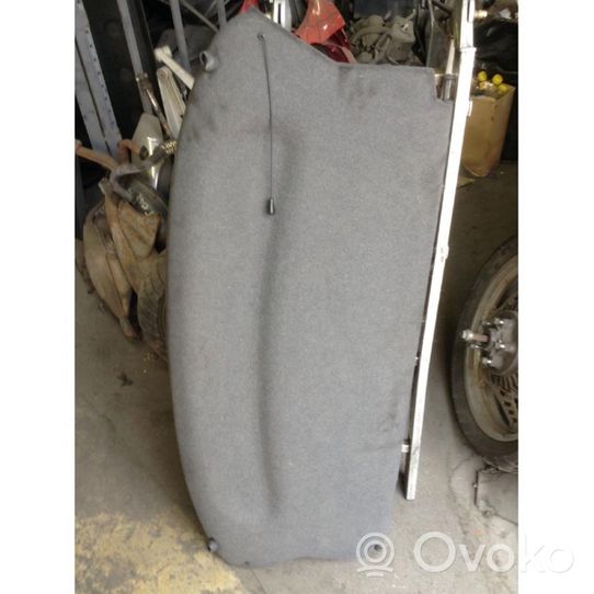 Ford Courier Zasłona przeciwsłoneczna szyby pokrywy tylnej bagażnika / Zasłona szyby 