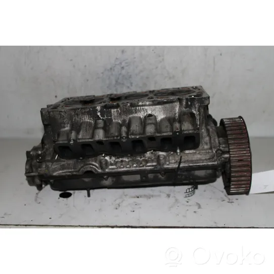 Audi A4 S4 B5 8D Engine head 