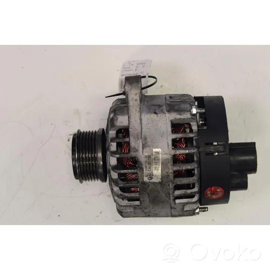 Opel Zafira B Alternator 