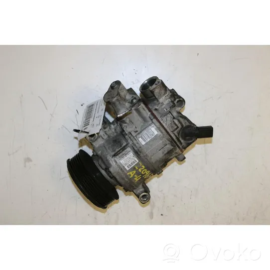 Audi A4 S4 B7 8E 8H Ilmastointilaitteen kompressorin pumppu (A/C) 