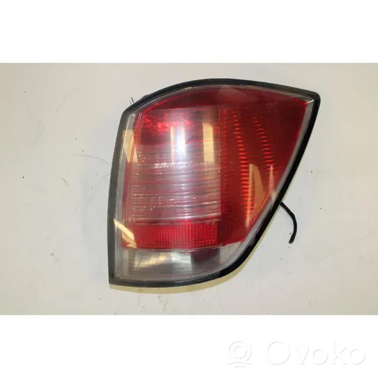 Opel Astra H Lampa tylna 