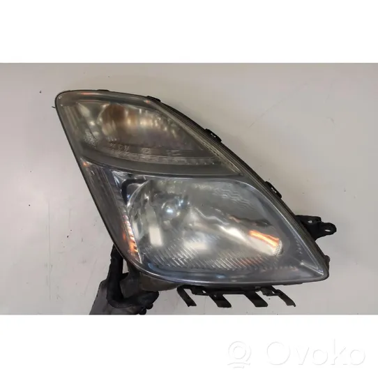 Toyota Prius (NHW20) Lampa przednia 