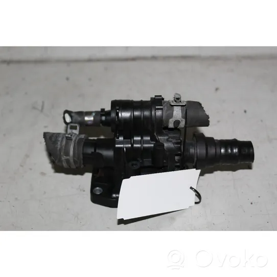 Volvo C30 Thermostat / Thermostatgehäuse 