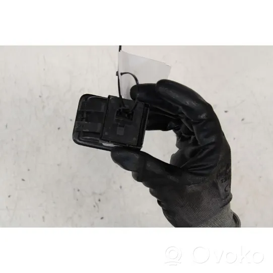 Volkswagen Caddy Electric window control switch 