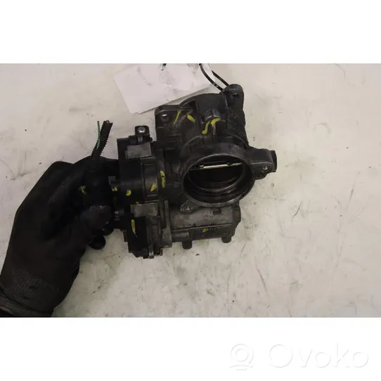 Opel Zafira B Throttle body valve 