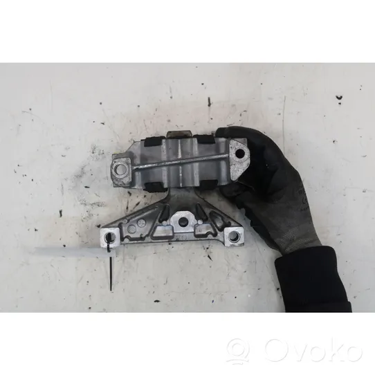 Citroen C2 Engine mount bracket 