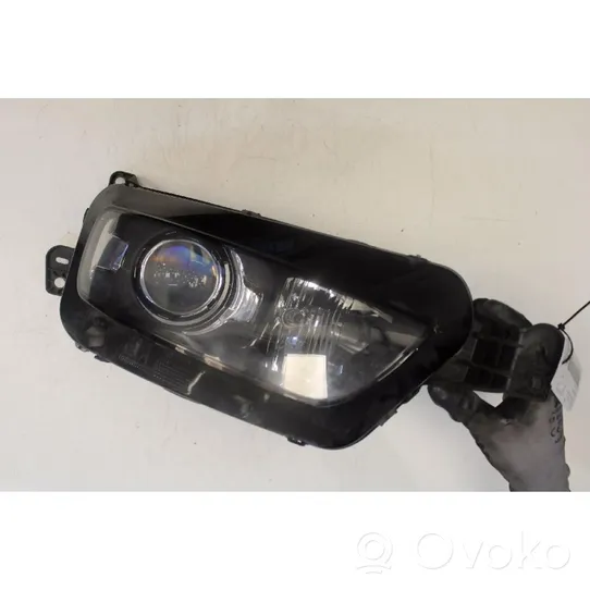 Citroen C4 II Picasso Lampa przednia 