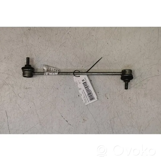 Opel Corsa D Priekinė stabilizatoriaus traukė 