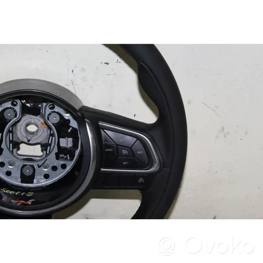 Fiat 500L Steering wheel 