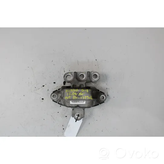 Opel Mokka X Dzinēja spilvens 