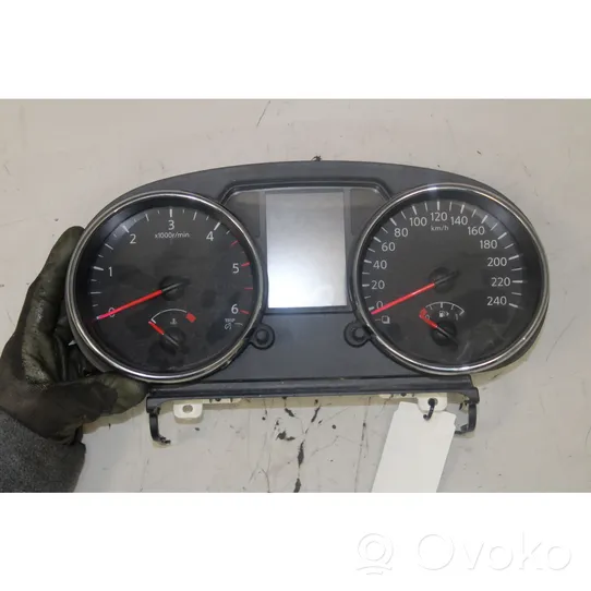 Nissan Qashqai Compteur de vitesse tableau de bord 