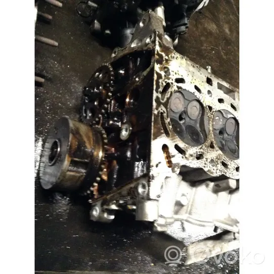 Toyota Aygo AB10 Engine head 