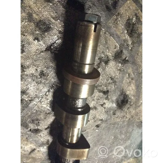 Renault Clio I Camshaft 