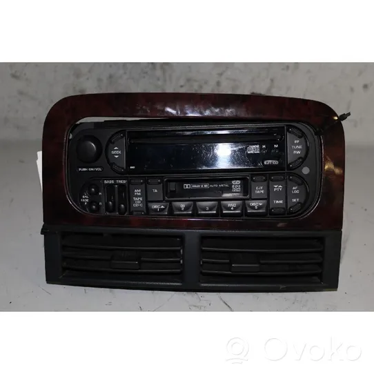 Jeep Grand Cherokee (WJ) Radio/CD/DVD/GPS-pääyksikkö 