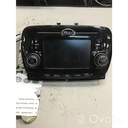 Fiat 500 Radio/CD/DVD/GPS head unit 