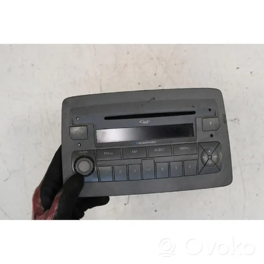 Fiat Panda II Panel / Radioodtwarzacz CD/DVD/GPS 