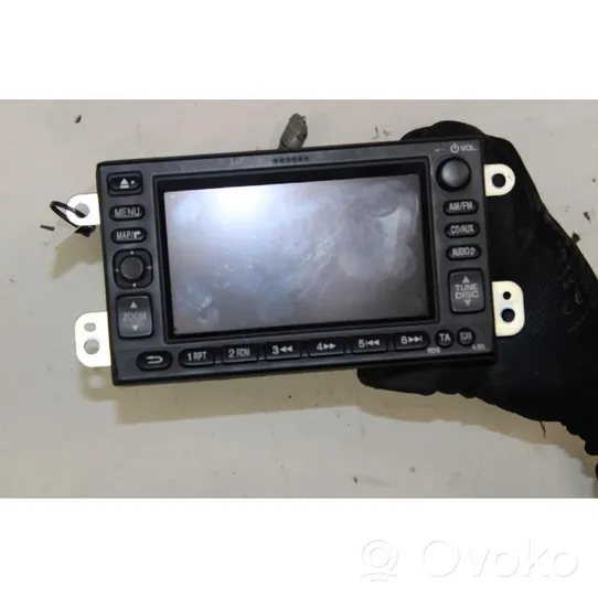 Honda CR-V Radio/CD/DVD/GPS head unit 