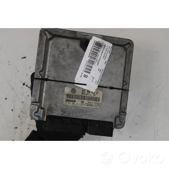 Volkswagen Polo IV 9N3 Unité / module de commande d'injection de carburant 