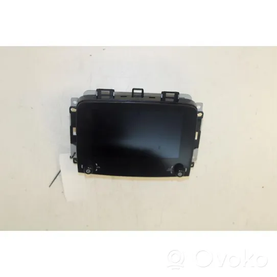 Fiat 500L Radio/CD/DVD/GPS head unit 