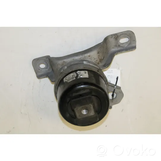 Volvo S60 Engine mount bracket 