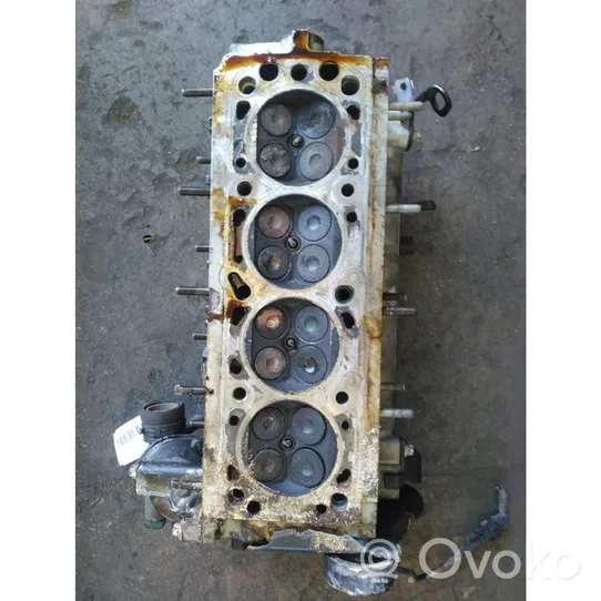 Opel Zafira A Engine head 