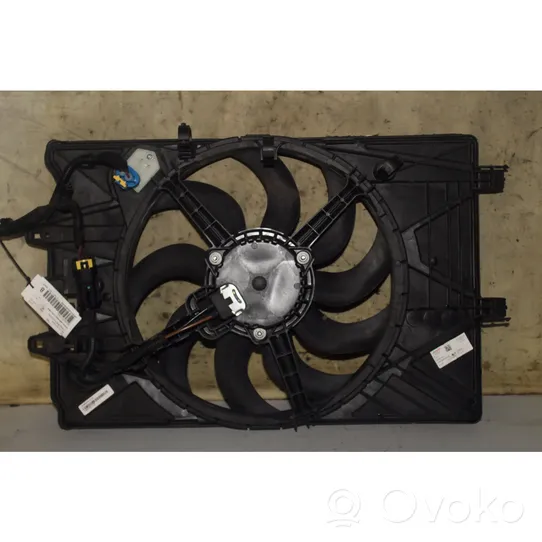 Fiat 500L Electric radiator cooling fan 