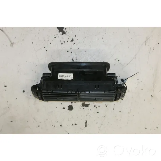 Volkswagen Polo IV 9N3 Dashboard side air vent grill/cover trim 