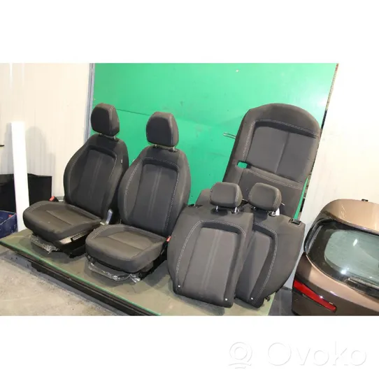 Fiat Tipo Sitze komplett 