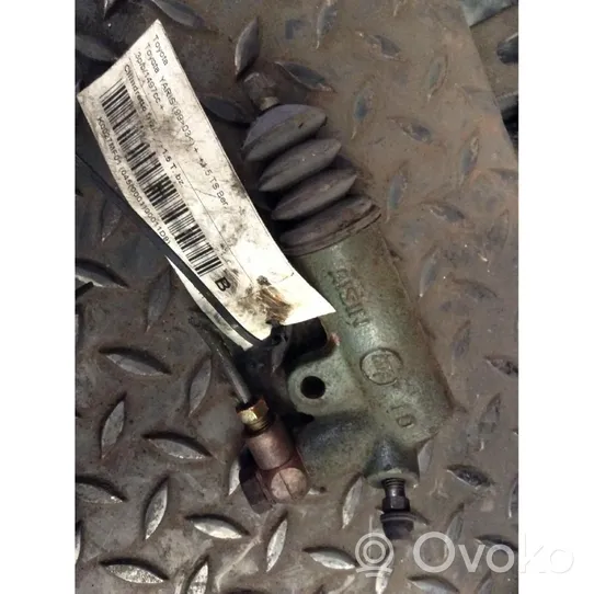 Toyota Yaris Clutch slave cylinder 