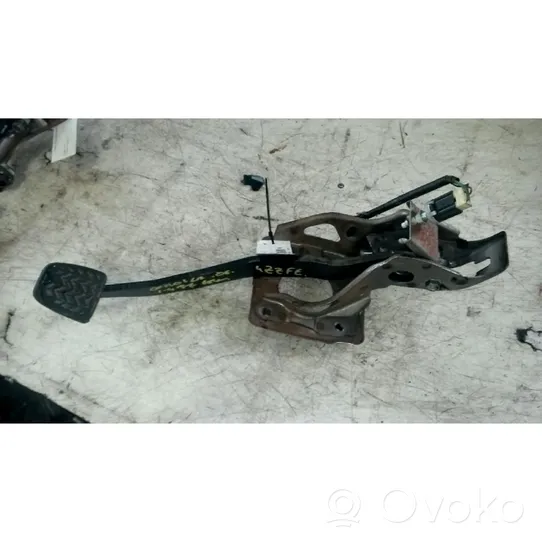 Toyota Corolla E120 E130 Pedal de freno 