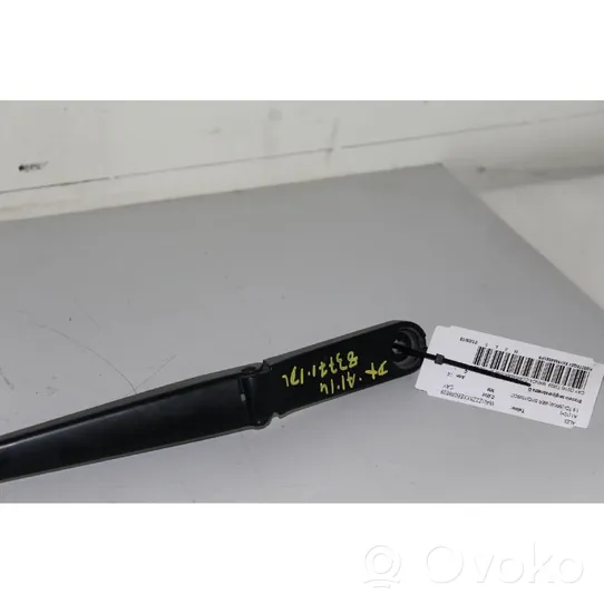 Audi A1 Front wiper blade arm 